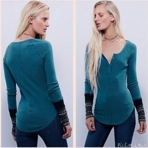 • Free People • Alpine Thermal. Size S.